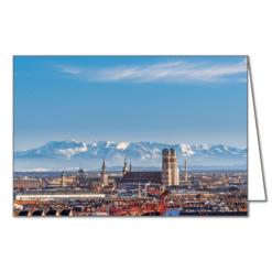 Frauenkirche mit Alpenblick